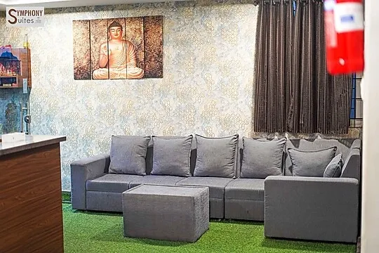 day hotels in symphony suites grand bangalore