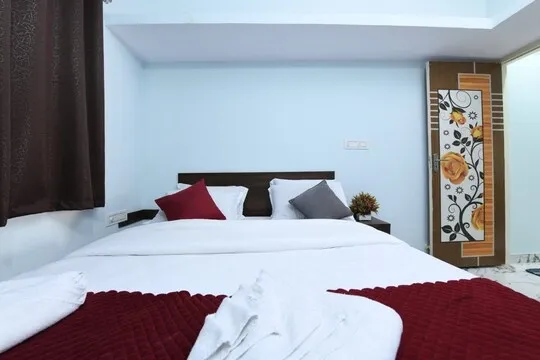 homestay in attibele, bangalore below 1000 - symphony suites homestay