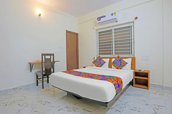 hotel with banquet hall in marathahalli, bangalore - tarini comforts premium hotel