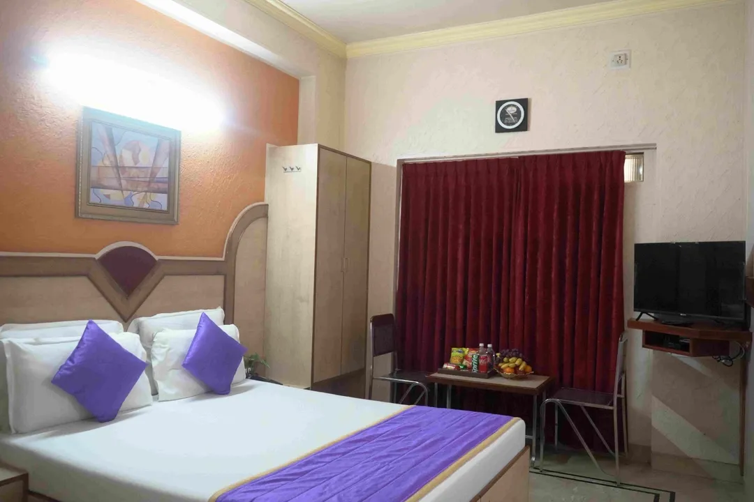 budget hotels in the grand krishna rooms bangalore
