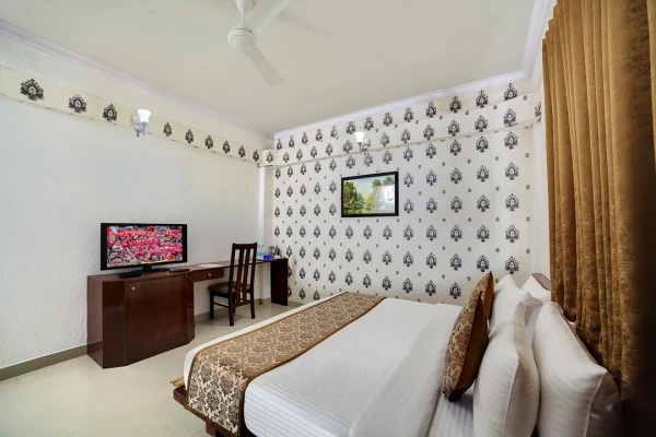 cheap and best hotels in the liverpool blue hotel bangalore