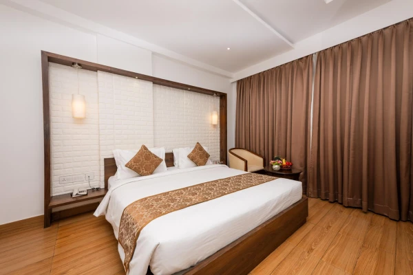 best corporate hotels in the liverpool red hotel bangalore