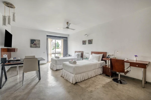 hotel with free parking in lavelle road, bangalore - the pentouz lavelle road