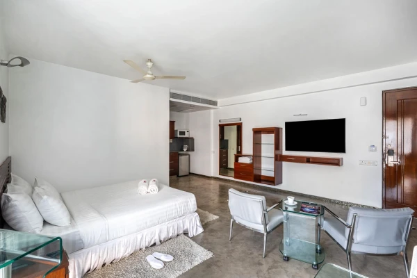 hotel in lavelle road, bangalore for couples - the pentouz lavelle road