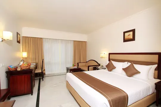 jacuzzi hotel in gandhi nagar, bangalore - the rialto hotel