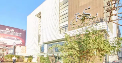 best hotel stay in the royale senate hebbal bangalore