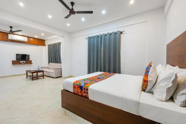 hotel with swimming pool in bagalur main road, bangalore - tree suites