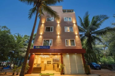 hotel near bangalore railway station - tree suites