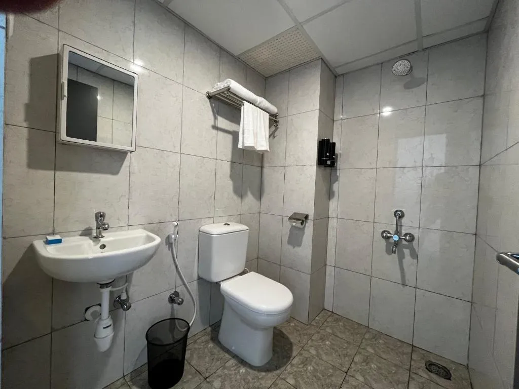 3 star hotels in u by z hotel bellandur bangalore