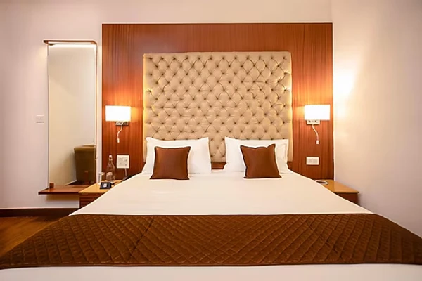 hotel in amrutahalli, bangalore for couples - u by z hotels richmond circle