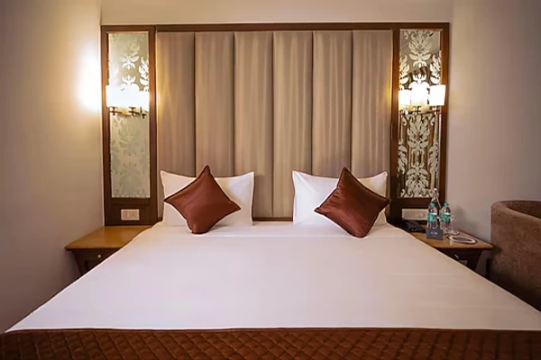 family hotel with pool in amrutahalli, bangalore - u by z hotels richmond circle