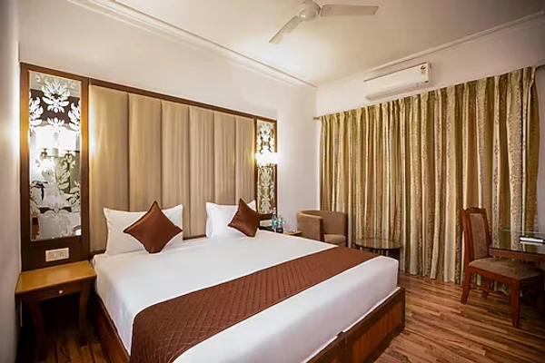 best budget hotels in u by z hotels richmond circle bangalore