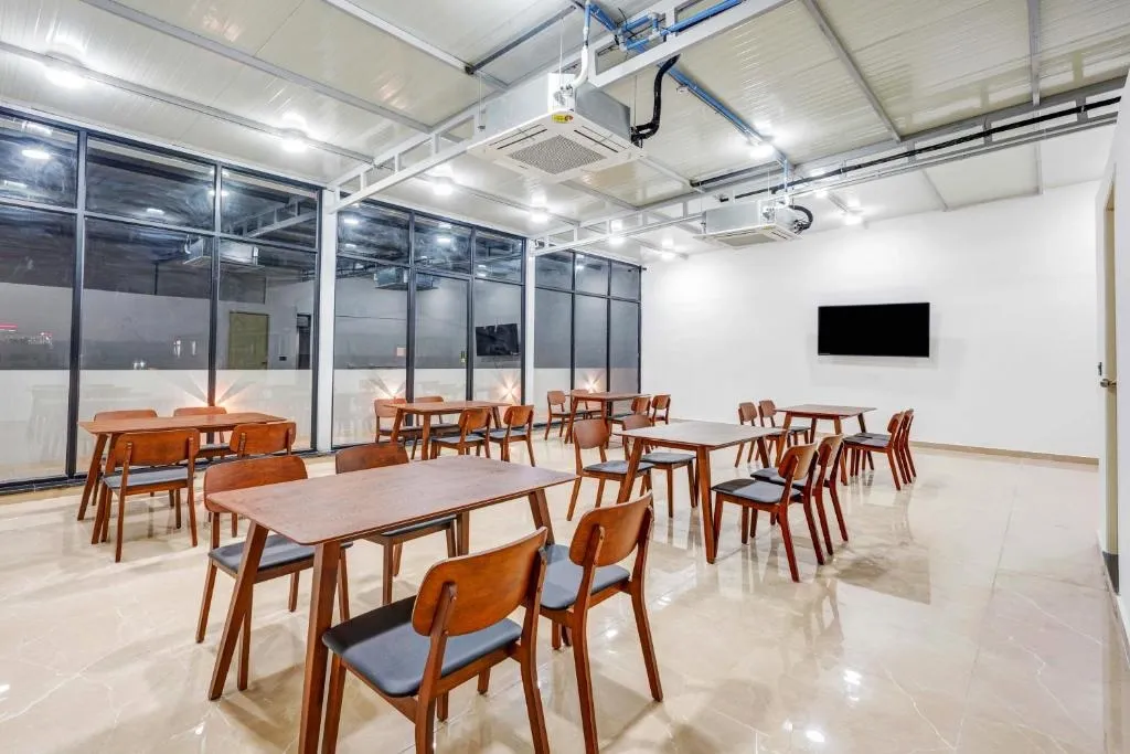 top hotels in upar hotels aecs layout bangalore