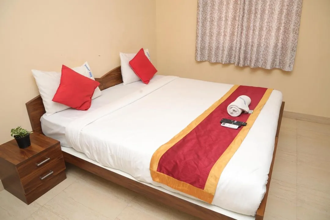 hotel with banquet hall in aecs layout, bangalore - virat inn