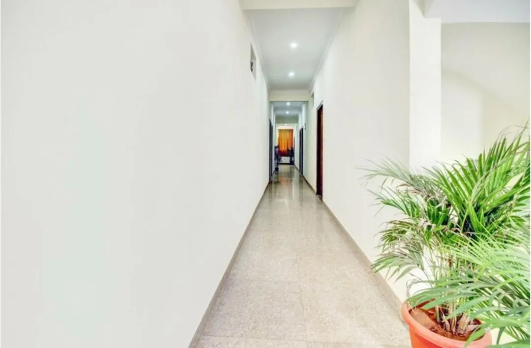 hotel with free parking in yelahanka, bangalore - welcome inn express