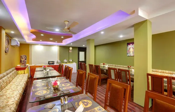 online room booking in ashok nagar, bangalore - windsor castle inn