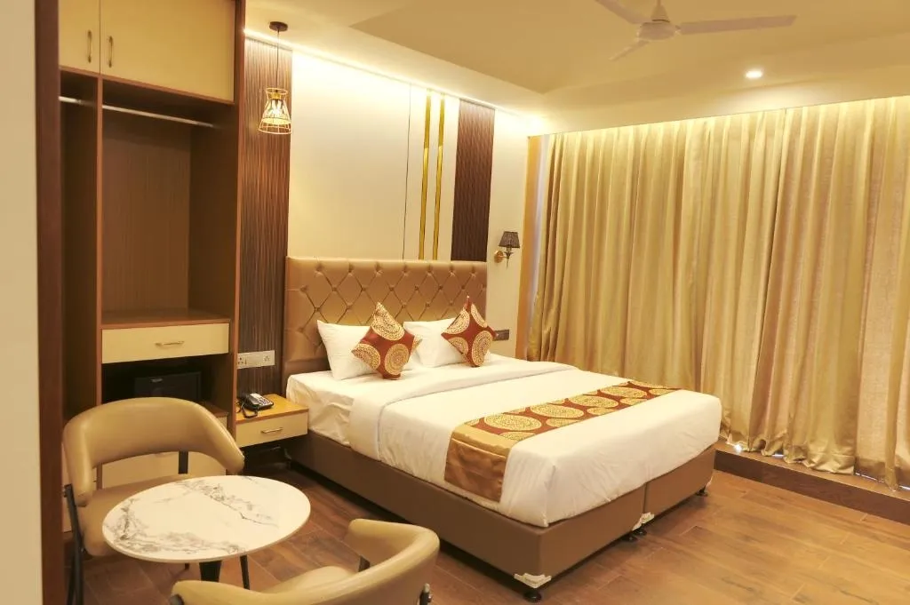 best luxury hotels in yes hotels bangalore