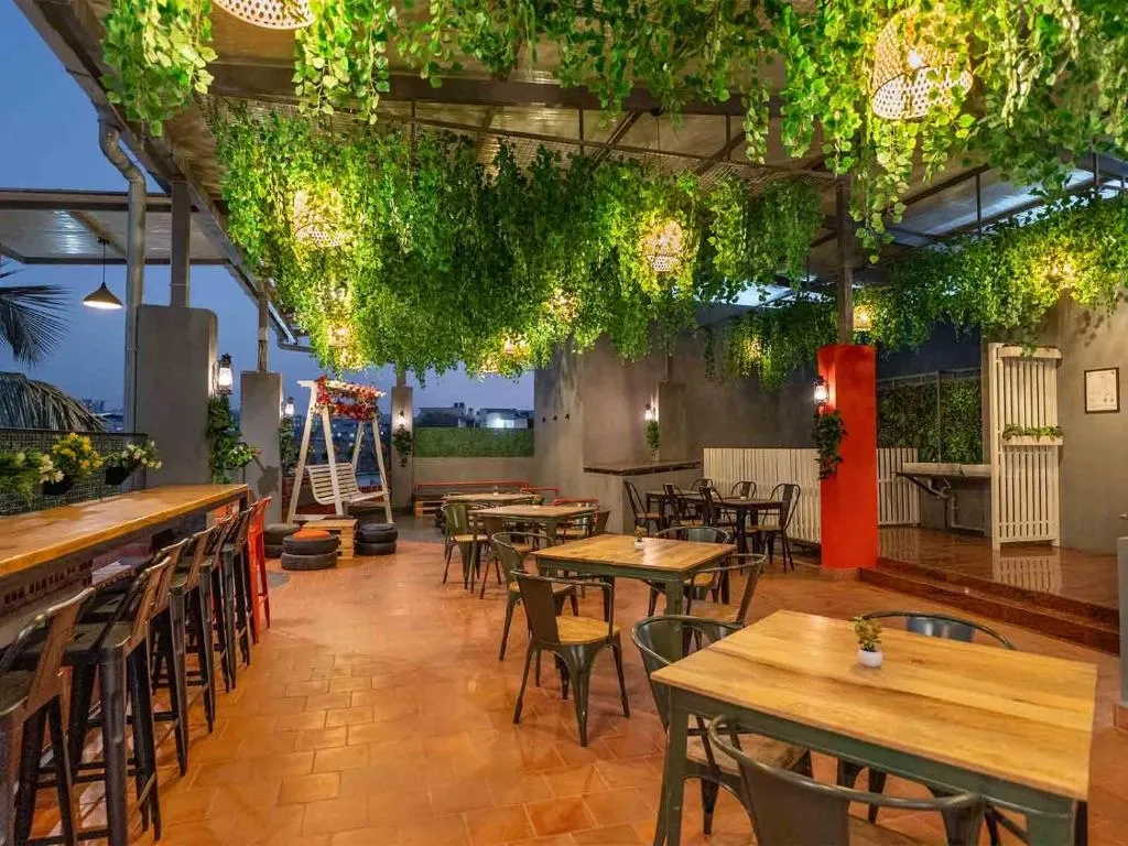 hotel with gym in madiwala, bangalore - z stays silkboard