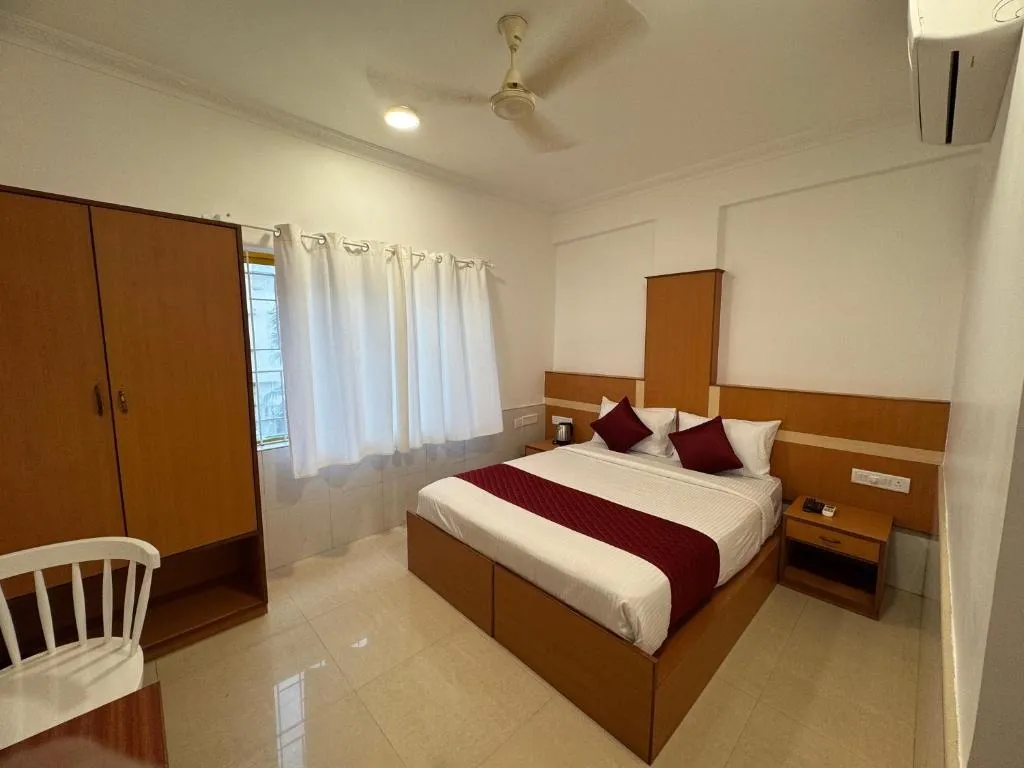 hotels for few hours in zipp lite - hal old airport road bangalore
