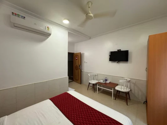 luxury hotels in zipp lite - hal old airport road bangalore