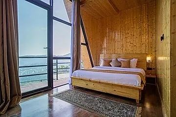 hotel with bar in sanguri gaon, bhimtal - alaya stays echo by the lakes 2 bedroom with garden & game zone