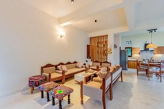 hotel with gym in bhimtal lake, bhimtal - alaya stays irayna 4 bhk villa with garden & lake view nainital