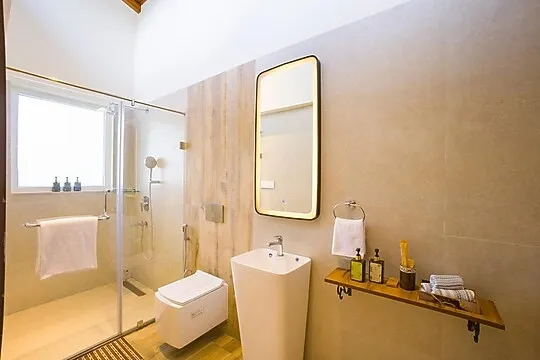 hotel with banquet hall in bhimtal lake, bhimtal - elivaas antarmann casa mirage 3 bhk villa in nainital