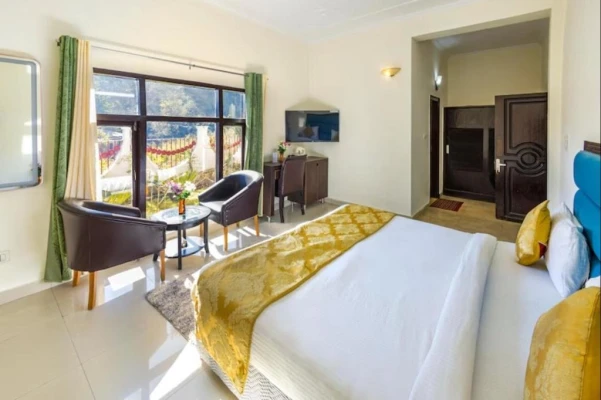 jacuzzi hotel in bhimtal, nainital - hotel vaapi comfort inn