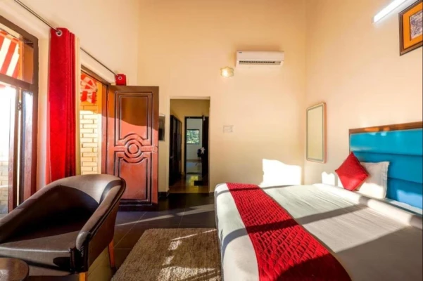 family hotel with pool in bhimtal, nainital - hotel vaapi comfort inn