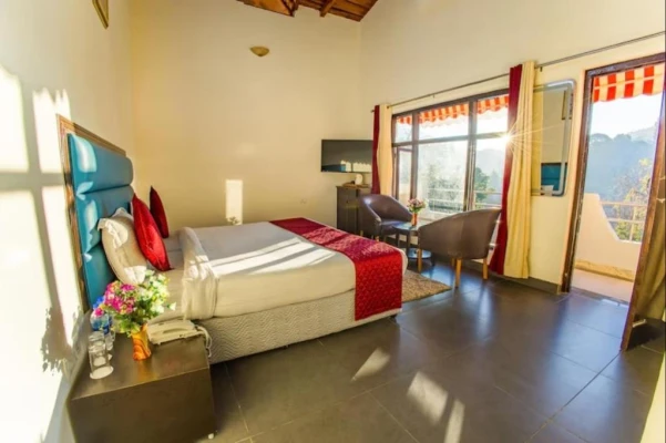 jacuzzi hotel in bhimtal, nainital - hotel vaapi comfort inn