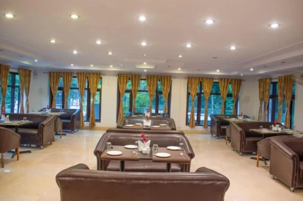 hotel near nainital airport - hotel vaapi comfort inn