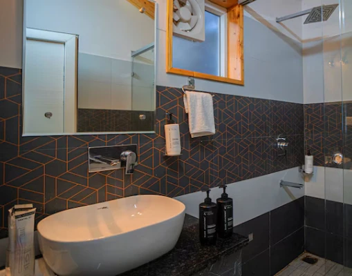 hotel with banquet hall in jangalia gaon ganja, bhimtal - the urban escape by alaya stays nainital