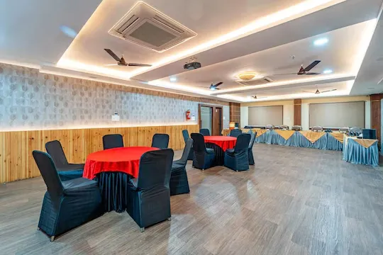 24 hours check in hotels in cosmos hotel zorba bhopal