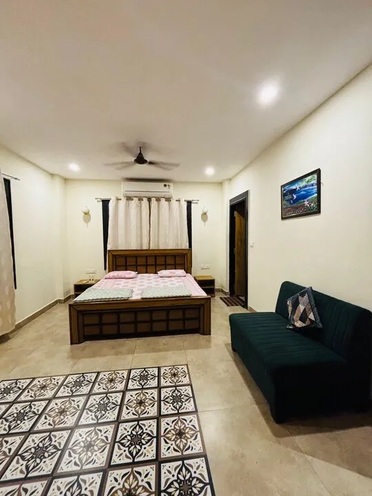 best hotels for couple in courtyard villa bhopal