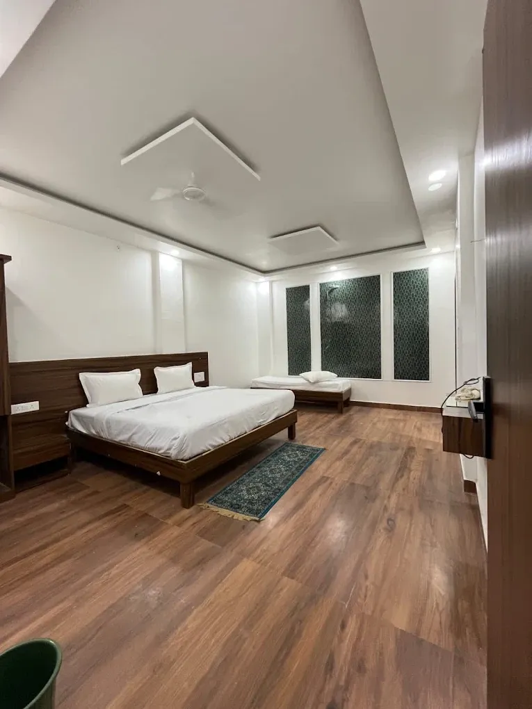 5 star hotels in hotel 11 bhopal