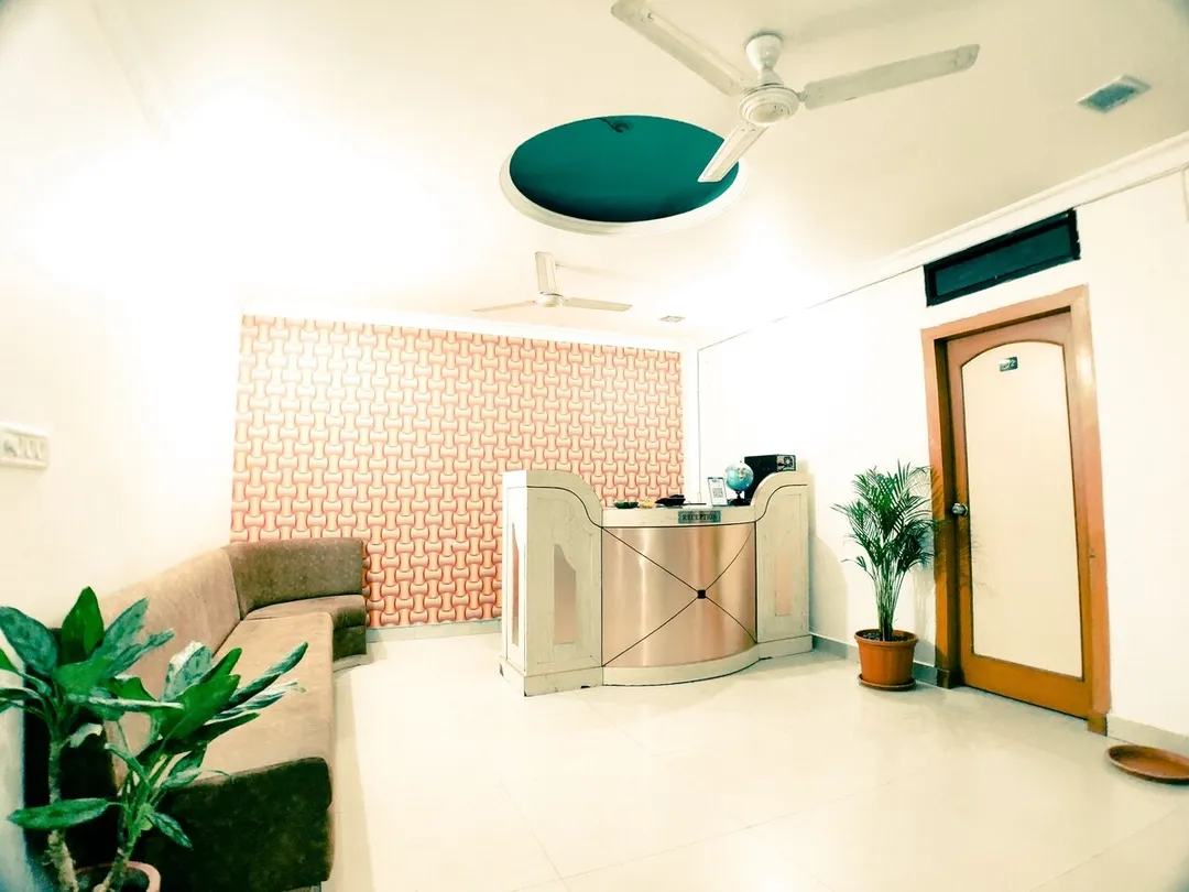 24 hours check in hotels in hotel 4 seasons bhopal