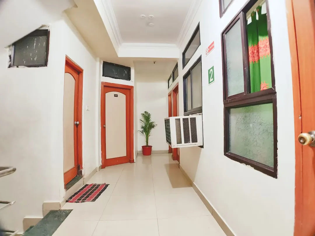 couple hotels in hotel 4 seasons bhopal