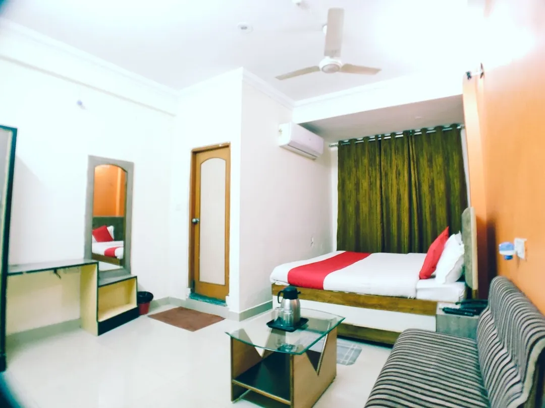 hourly stay in hotel 4 seasons bhopal