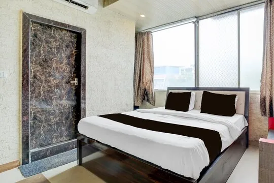 tourist hotels in hotel 9 cube bhopal