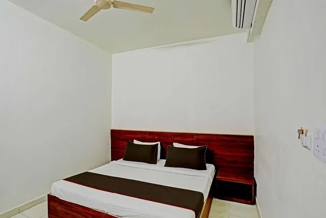 hotels for few hours in hotel aditya inn bhopal
