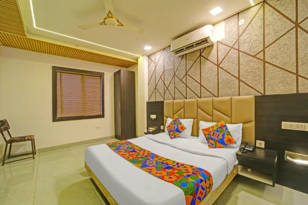hotel in ayodhya bypass, bhopal for couples - hotel alexa by p2