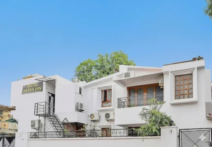 hotel near bhopal railway station - hotel arera inn