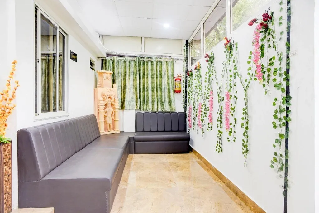 best hotel stay in hotel bine venue bhopal