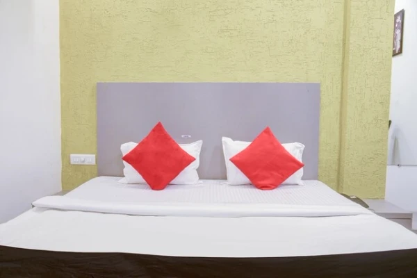 online room booking in new market, bhopal - hotel bine venue