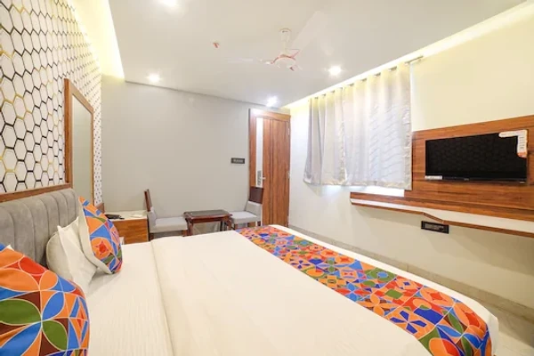 hotel in mp nagar zone 1, bhopal for family - hotel bliss residency