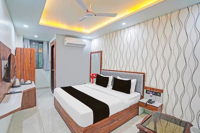 hotel near bhopal railway station - hotel bliss residency
