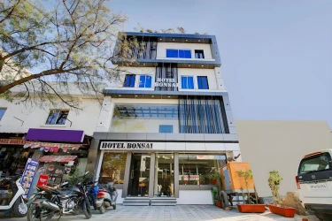 top luxury hotels in hotel bonsai bhopal