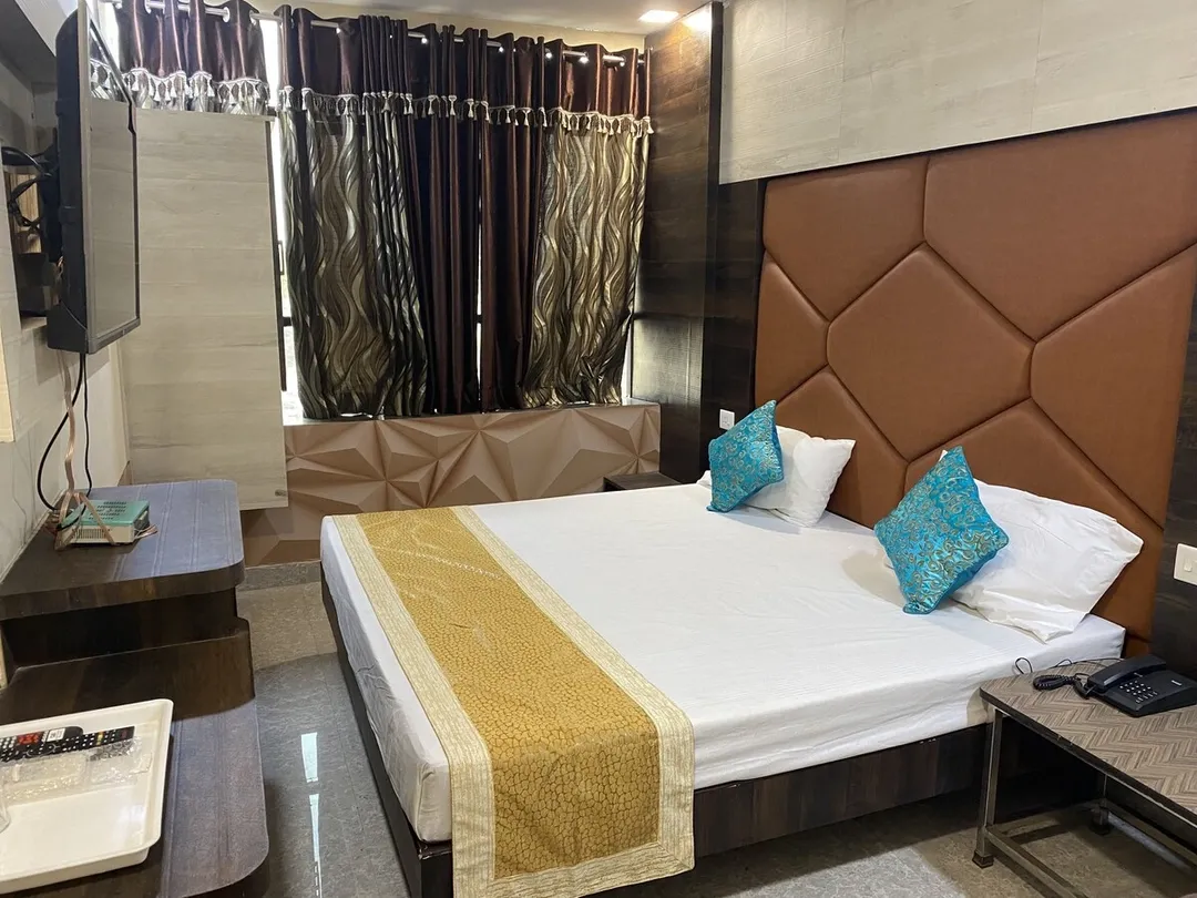 best couple friendly hotels in hotel brij residency bhopal