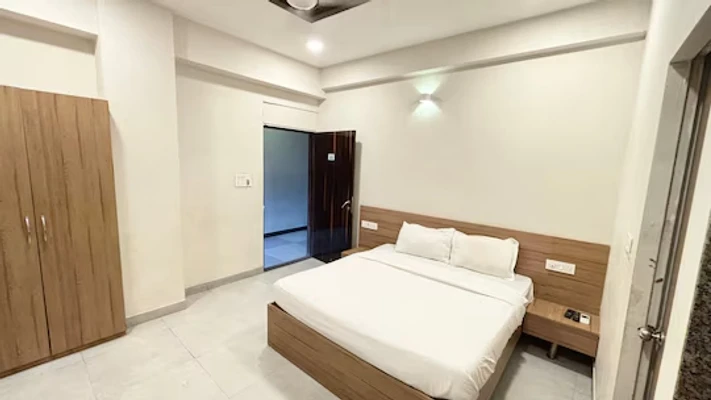hotel in kolar road, bhopal for couples - hotel convivial ark