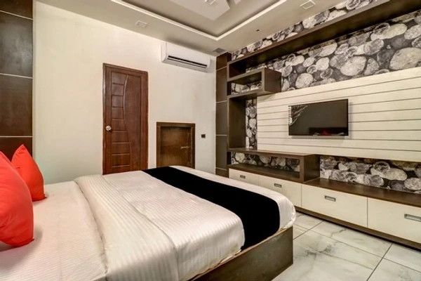 hourly hotels in hotel crown pacific bhopal